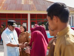 Kunjungi SMAN 1 Mambi, Pj Bahtiar Dorong Pelajar Peduli Lingkungan