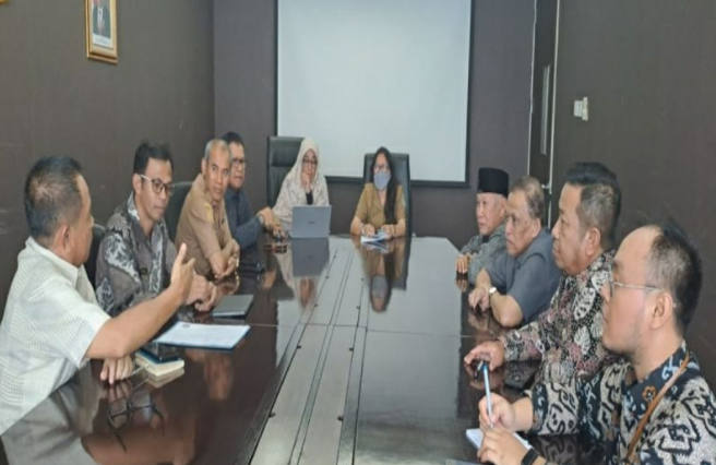 Pemprov Sulbar bersama Badan Pembentukan Peraturan Daerah (Bapemperda) DPRD Sulbar melakukan konsultasi di Kemendagri, terkait percepatan rencana pembentukan Dinas Peternakan dan Kesehatan Hewan. (ANTARA/HO-Diskominfo Sulbar)