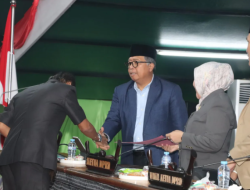 Sekprov Sulbar Muhammad Idris Hadiri Rapat Paripurna DPRD Sulbar Bahas RAPBD Perubahan 2024