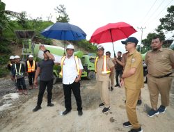 Kunjungi Ulumanda, Pj Gubernur Sulbar Pastikan Konektivitas Antar-Kabupaten Terbuka