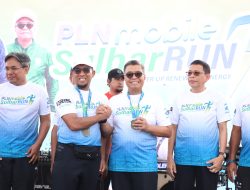 Sambut HUT Sulbar Dua Dekade , Bersama PT PLN, Sekprov Lepas dan Sambut Peserta Fun Run 4 KM