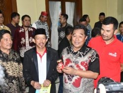 Bahtiar Baharuddin Diskusi Bersama Petani dan Nelayan: Mari Kita Bangun Sulbar Tanpa Kepentingan Pribadi