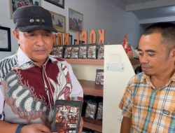 Kunjungi UMKM, Pj Bahtiar Beli Ribuan Bibit Kopi Kurrak