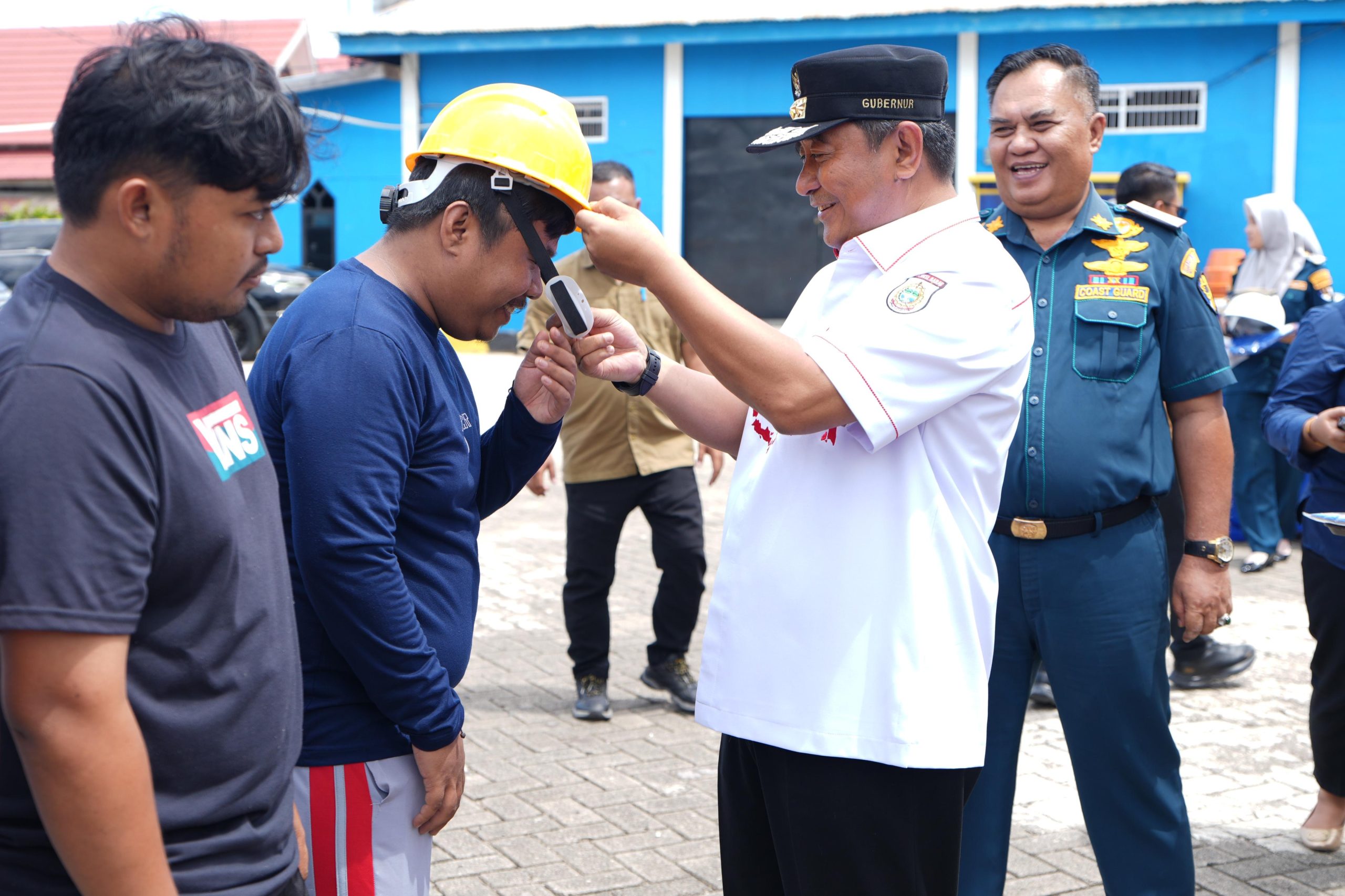 Buka Padat Karya UPP Kelas III Mamuju, Pj Bahtiar: Upaya Pemerintah Tingkatkan Kesejahteraan Masyarakat