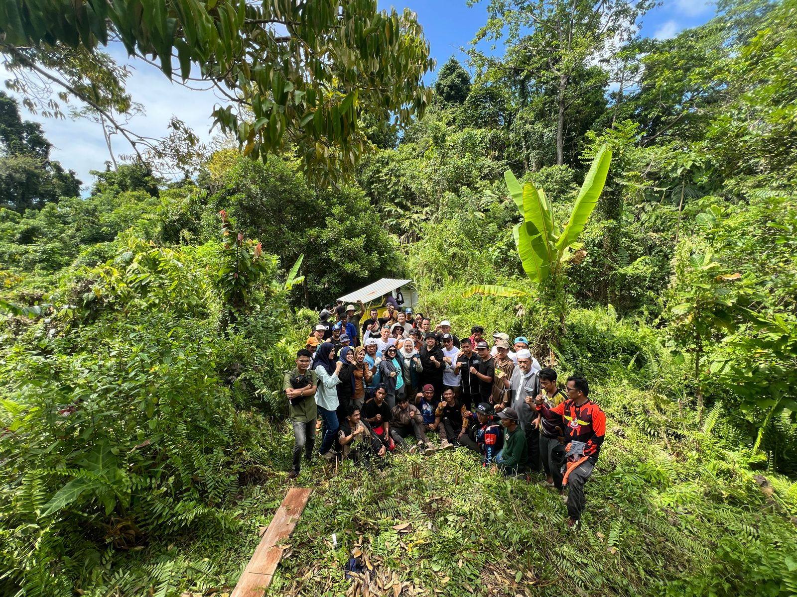 Ziarah ke Makam Punggawa Malolo, Sutinah Suhardi Sampaikan Pentingnya Meneruskan Perjuangan Pahlawan