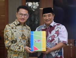 Pj Gubernur Bahtiar Terima Audiensi Wakadin Indonesia, Serahkan Bantuan IoT Devices untuk Anak-anak Kepulauan dan Pelosok