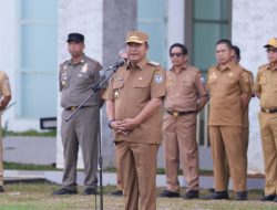 Pimpin Apel Pagi, Pj Gubernur Sulawesi Barat, Bahtiar Ingatkan Pejabat Pemprov Bekerja Profesional