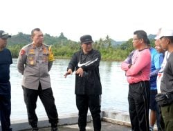 Kapolda Sulbar Serahkan Bantuan Bus Bekas untuk Terumbu Karang, Pj Bahtiar Ucapkan Terima Kasih