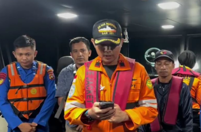 Kapten Kapal Nasional (KN) SAR Parikesit Fajar Farial (ANTARA/HO-Basarnas Mamuju))