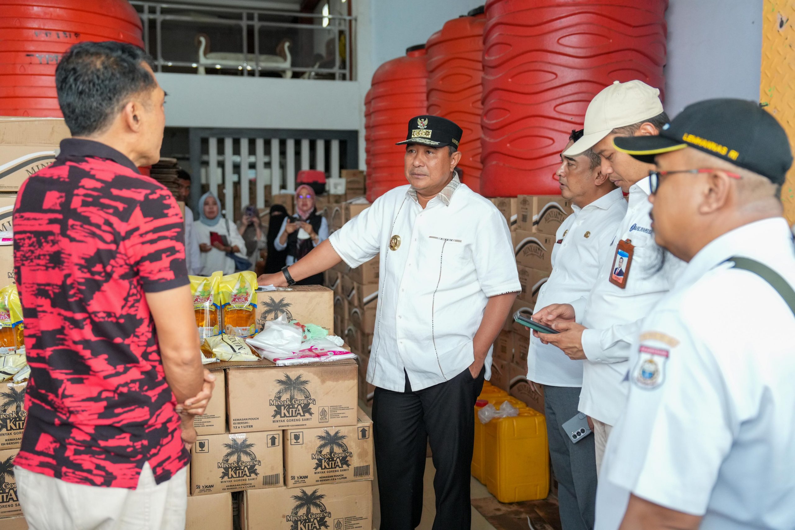 Jelang Nataru, Pj Gubernur Bahtiar Bersama Forkopimda Tinjau Langsung Stok Bahan Pokok