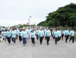 Fun Walk dan Donor Darah Meriahkan HUT Korpri ke 53 di Sulbar