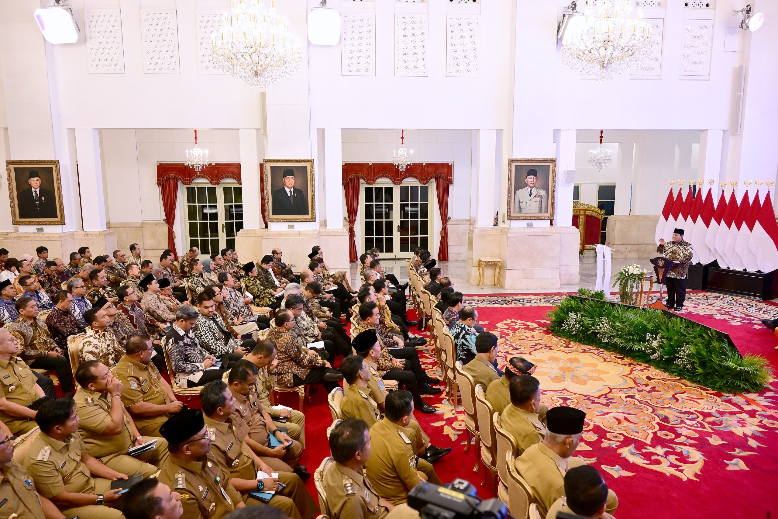 Pj Gubernur Bahtiar Hadir Saat Presiden RI Penyerahan DIPA Bersama Menteri dan Kepala daerah Lainnya