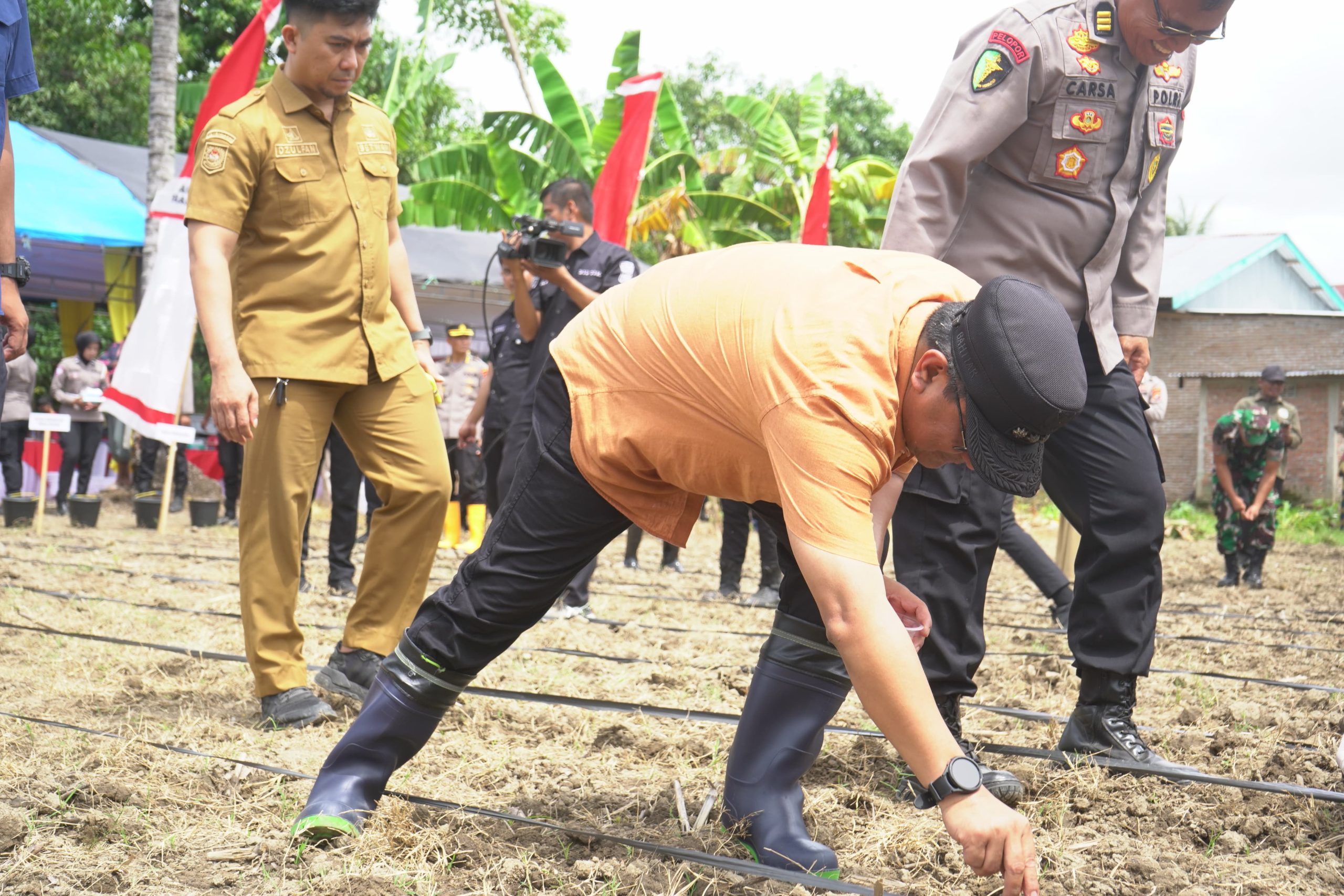 Dukung Swasembada Pangan, PJ. Bahtiar Ikuti Penanaman Jagung Serentak 1 Juta Hektar