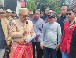 Temui Unjuk Rasa, SDK: Pemerintah Terbuka untuk Dialog dan Menindaklanjuti Isu yang Disampaikan